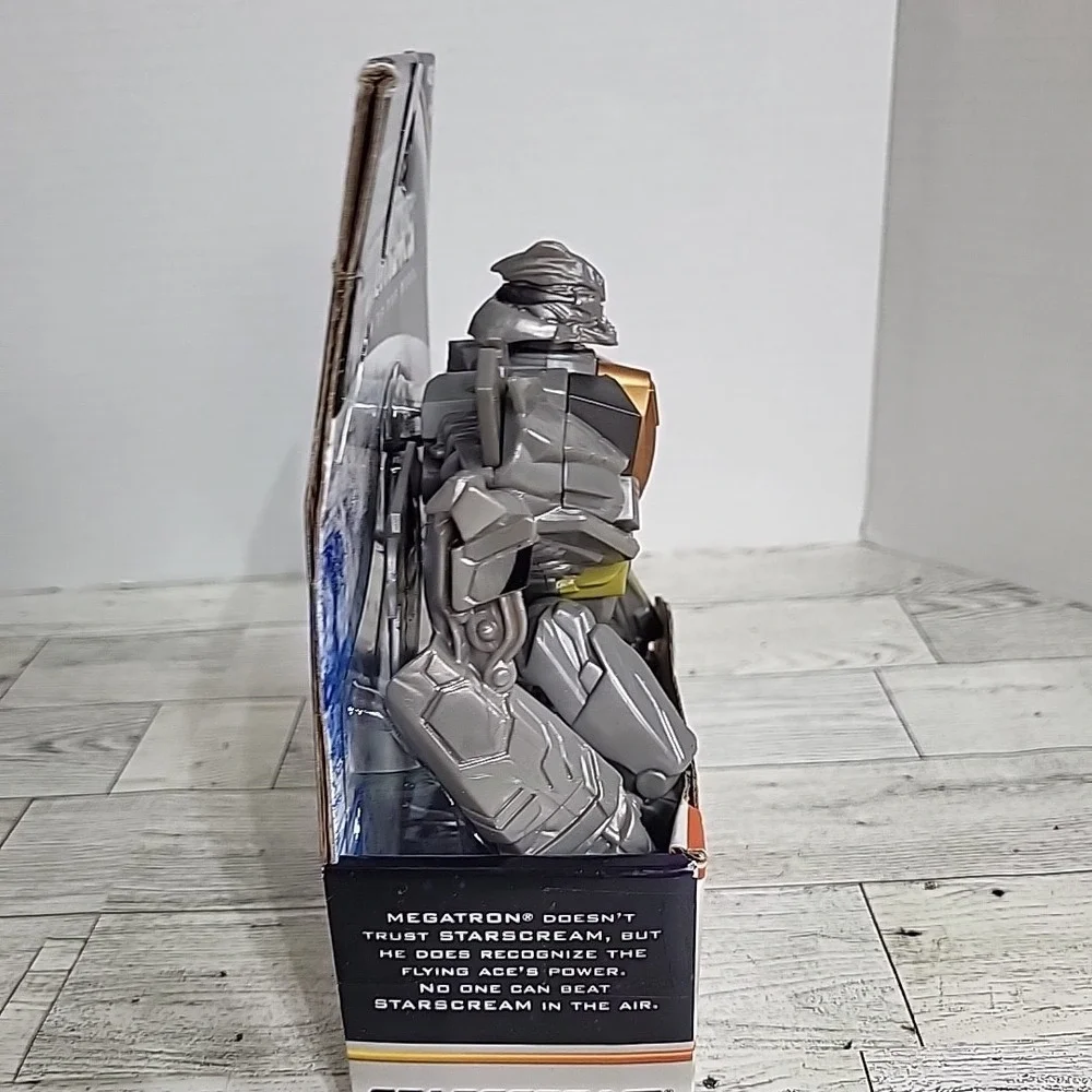 Trans Formers‎ Dark Of The Moon Starscream NEW Robo Fighters Robo Power